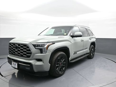 Used 2026 Toyota Sequoia Platinum w/ TRD Off-Road Package AWD/4WD image 10