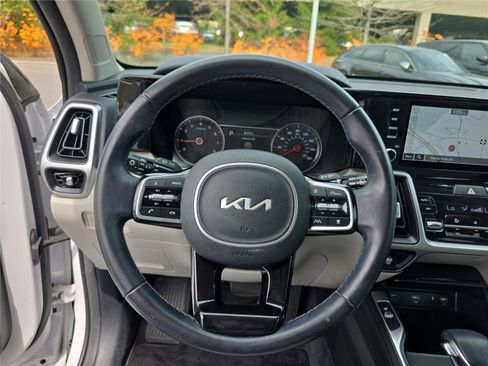 Used 2022 Kia Sorento EX w/ Panoramic Sunroof Package FWD image 29