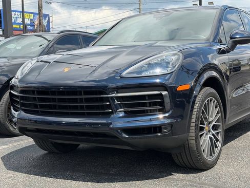 Used 2021 Porsche Cayenne AWD/4WD image 35