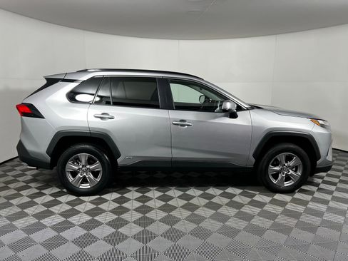 Certified 2025 Toyota RAV4 XLE image 4