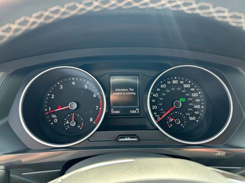 Used 2021 Volkswagen Tiguan SE image 13