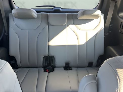 Used 2025 Hyundai Palisade SEL image 12