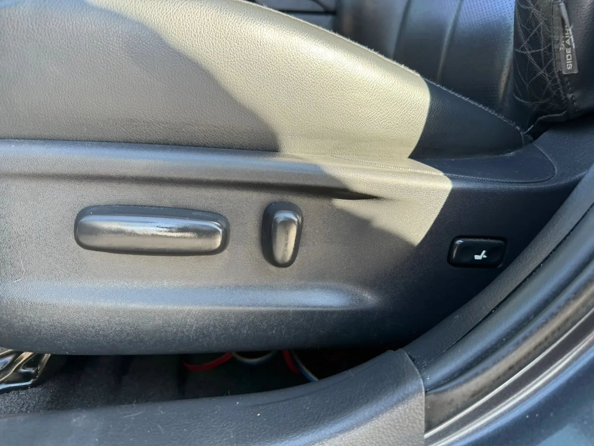 Used 2009 Toyota Camry SE FWD image 14