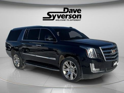 Used 2018 Cadillac Escalade ESV Luxury image 7