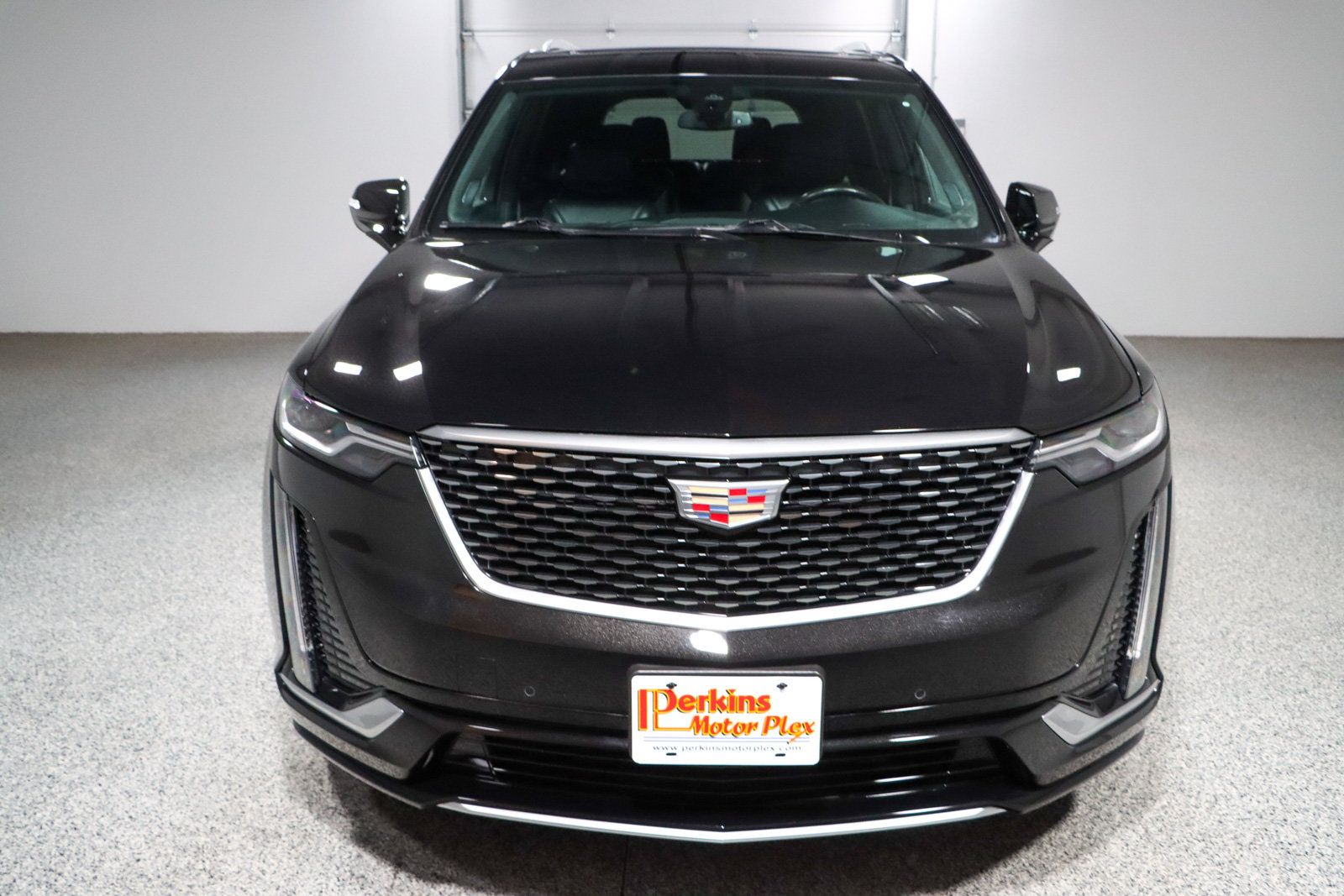 Used 2024 Cadillac XT6 Premium Luxury AWD/4WD image 4