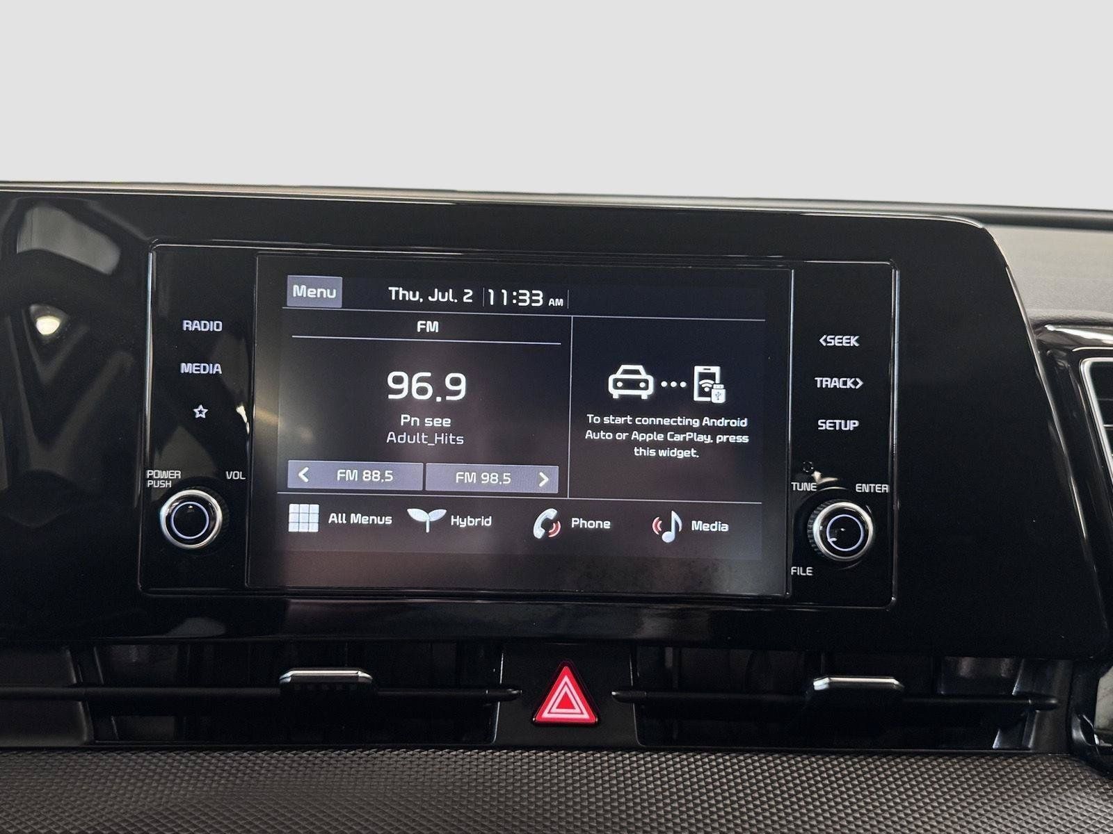 Certified 2025 Kia Sportage LX AWD/4WD image 16