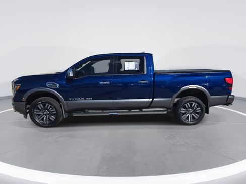 Used 2023 Nissan Titan Platinum Reserve w/ Moonroof Package image 8