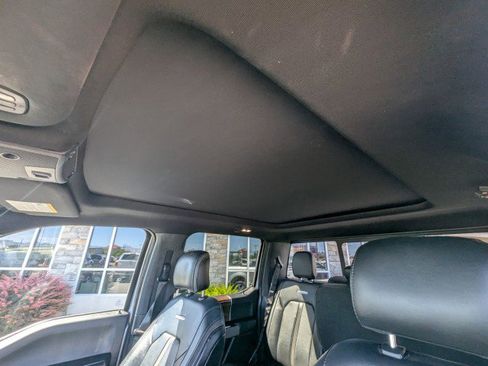 Used 2016 Ford F150 Platinum w/ Equipment Group 701A Luxury AWD/4WD image 27