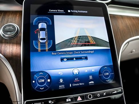 Certified 2024 Mercedes-Benz C 300 Sedan image 22