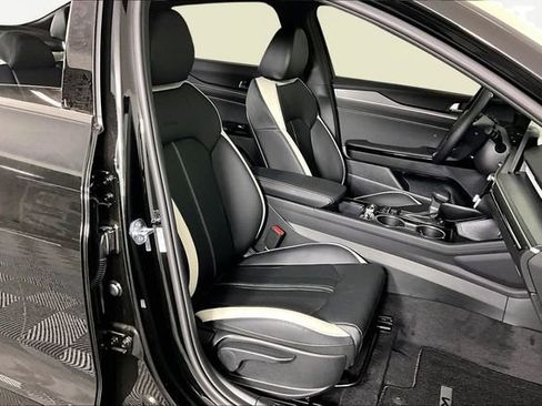 New 2026 Kia K5 GT-Line image 12