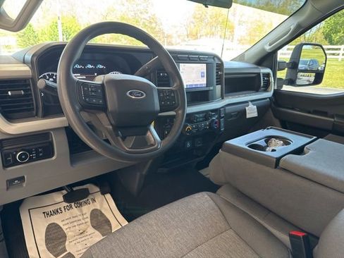 Used 2024 Ford F250 XL w/ STX Appearance Package AWD/4WD image 15