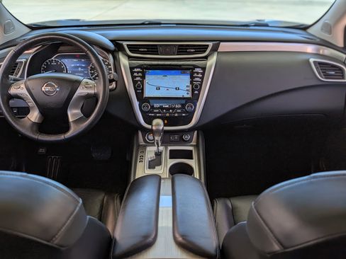 Used 2018 Nissan Murano Platinum w/ Cargo Package image 24