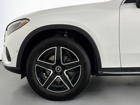 New 2026 Mercedes-Benz GLC 300 image 9