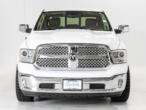 Used 2018 RAM 1500 Laramie w/ Convenience Group AWD/4WD image 5
