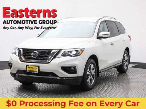 Used 2020 Nissan Pathfinder SL AWD/4WD image 1