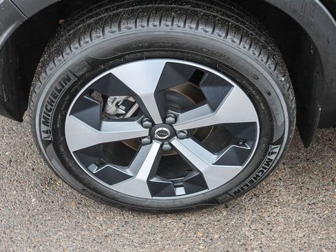 Certified 2025 Volvo XC40 B5 Core w/ Protection Package Premier image 14