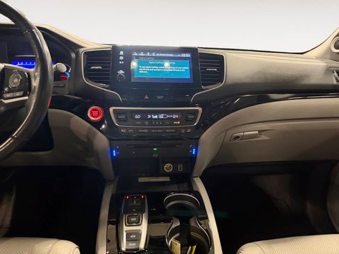 Used 2019 Honda Pilot Elite image 12