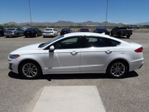 Used 2019 Ford Fusion SE FWD image 5