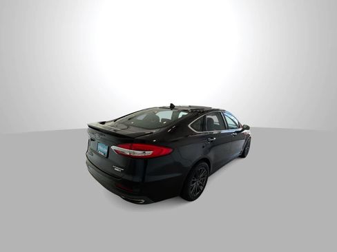 Used 2020 Ford Fusion Titanium AWD/4WD image 8
