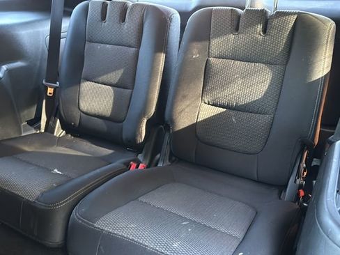 Used 2018 Ford Explorer XLT FWD image 21