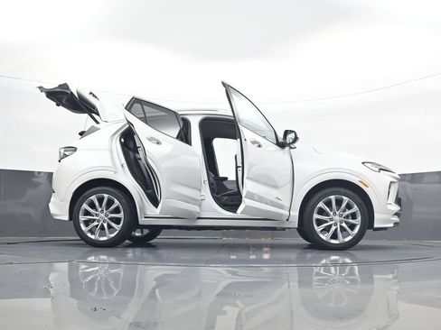 Used 2024 Buick Encore GX Avenir w/ Avenir Convenience Package AWD/4WD image 34