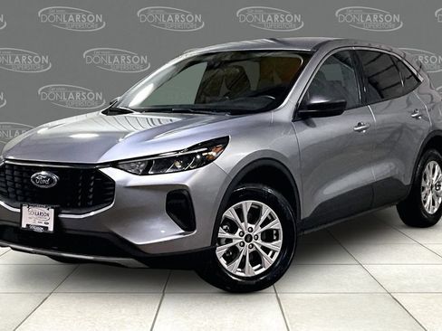 Certified 2024 Ford Escape Active AWD/4WD image 3