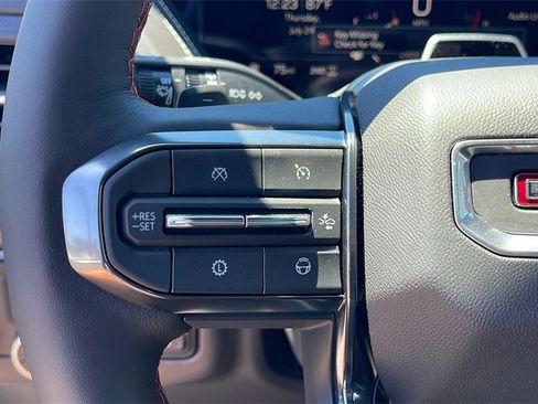 New 2025 GMC Yukon XL AT4 Ultimate image 25