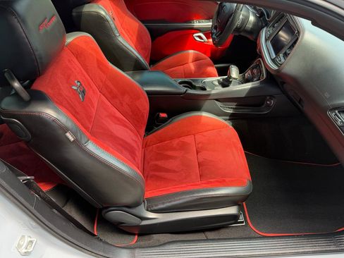 Used 2021 Dodge Challenger R/T Scat Pack RWD image 12