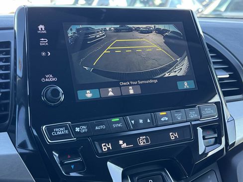 Certified 2018 Honda Odyssey EX-L image 14