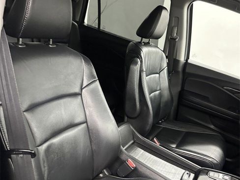 Used 2016 Honda Pilot Touring image 47