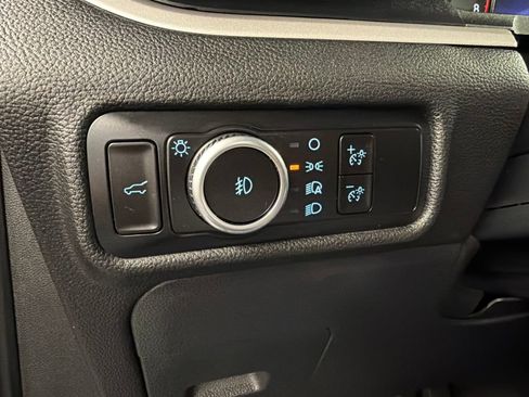 Certified 2023 Ford Explorer XLT w/ Equipment Group 202A AWD/4WD image 25