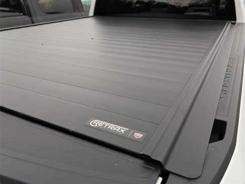 Used 2019 Chevrolet Silverado 1500 LT w/ Bed Protection Package image 9