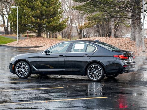 Used 2022 BMW 530i w/ Convenience Package image 7