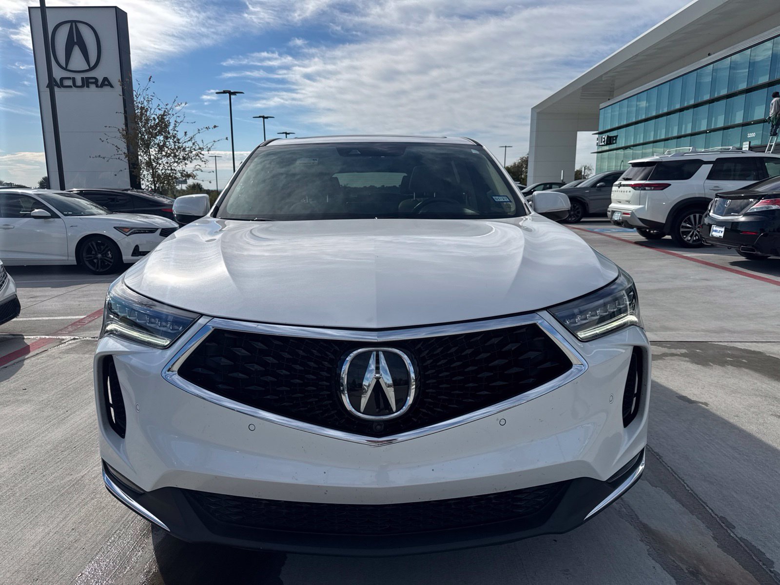Used 2024 Acura RDX w/ Advance Package AWD/4WD image 2