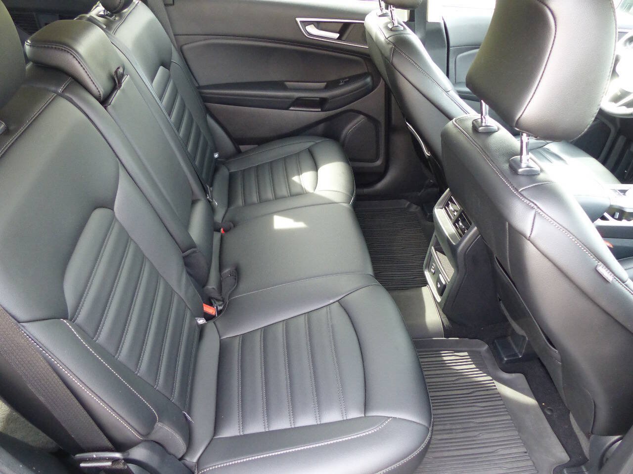 Used 2021 Ford Edge SEL w/ Convenience Package AWD/4WD image 23