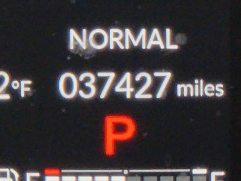 Used 2025 Honda Odyssey Elite image 4