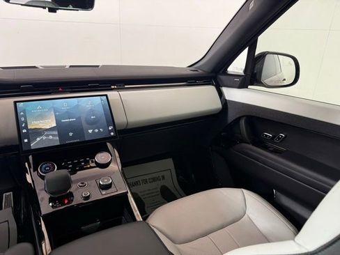 Certified 2023 Land Rover Range Rover Sport SE Dynamic image 25