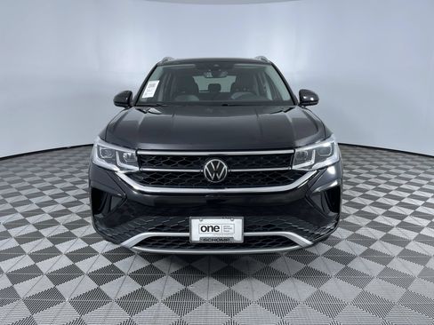 Used 2024 Volkswagen Taos SEL AWD/4WD image 30