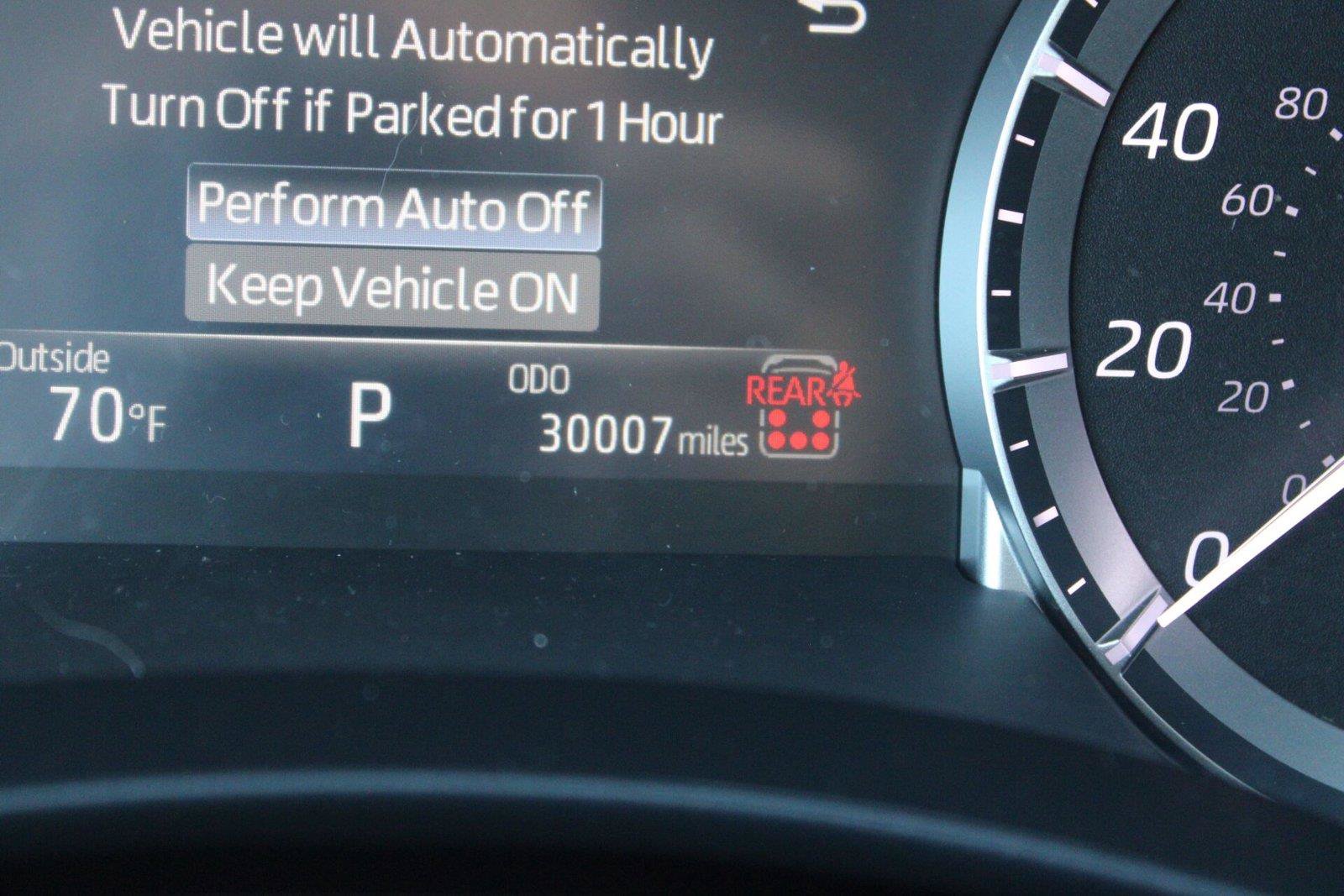 Used 2024 Toyota Highlander XLE AWD/4WD image 28
