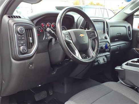 Used 2021 Chevrolet Silverado 1500 LT image 9