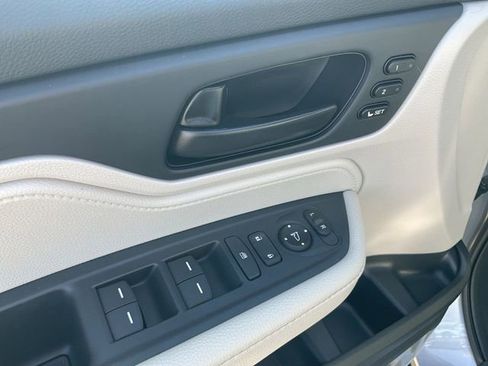 Used 2026 Honda Odyssey EX-L image 21