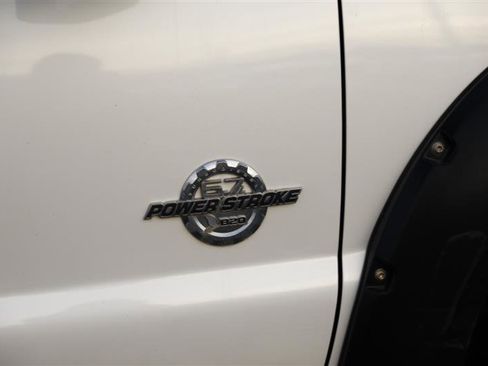 Used 2013 Ford F250 Lariat image 12