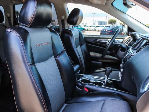 Used 2020 Nissan Pathfinder SV w/ Rock Creek Edition FWD image 15