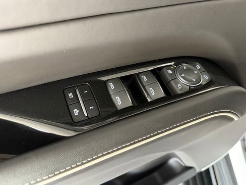 Used 2022 Cadillac Escalade Sport Platinum AWD/4WD image 11