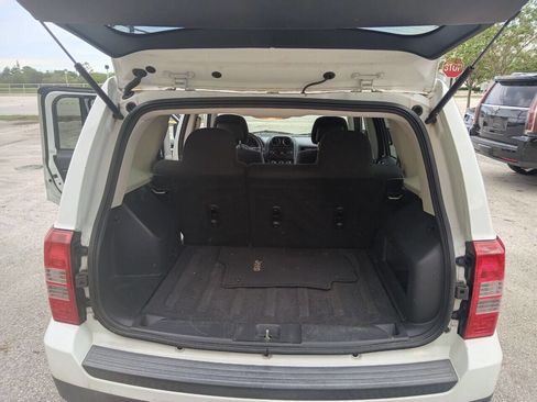 Used 2017 Jeep Patriot Sport w/ Power Value Group image 13