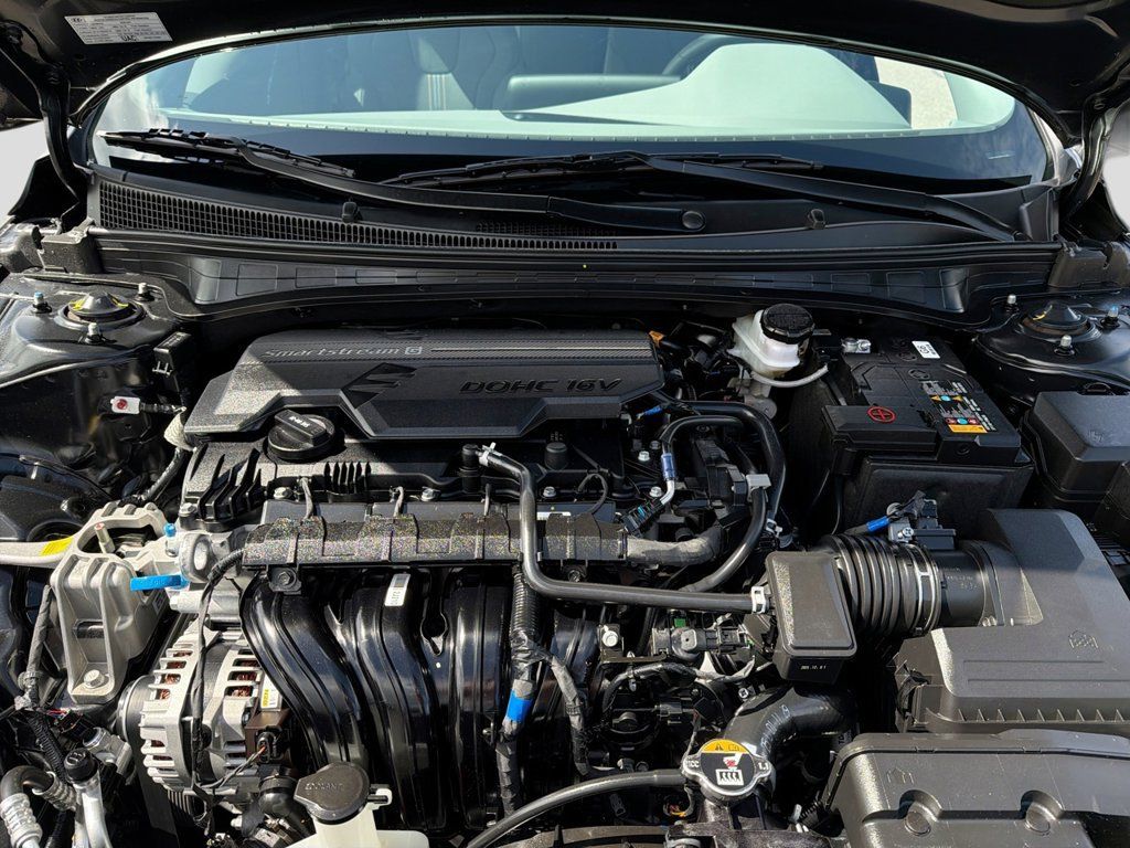 Used 2026 Hyundai Elantra Sport FWD image 16