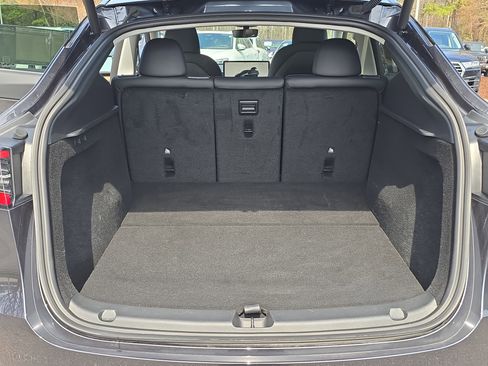 Used 2025 Tesla Model Y Long Range image 12