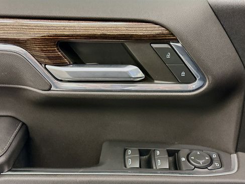 Used 2023 GMC Sierra 1500 Elevation image 15