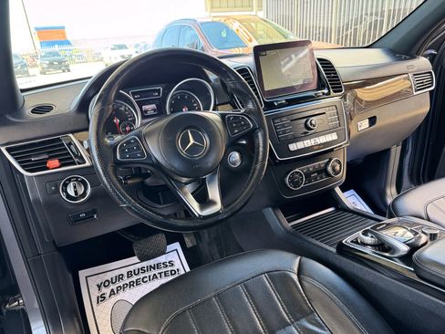 Used 2017 Mercedes-Benz GLS 450 4MATIC image 28