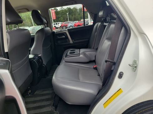 Used 2018 Toyota 4Runner SR5 RWD image 22